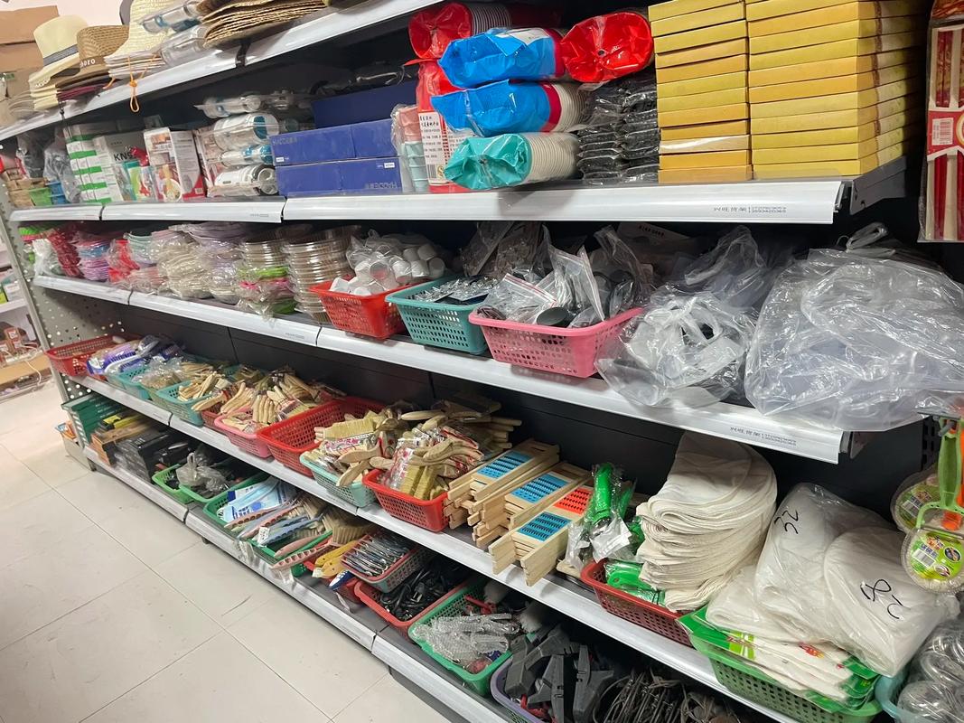 誠(chéng)信經(jīng)營(yíng)，貨真價(jià)實(shí)——記一家公牛插座與五金電料雜貨店